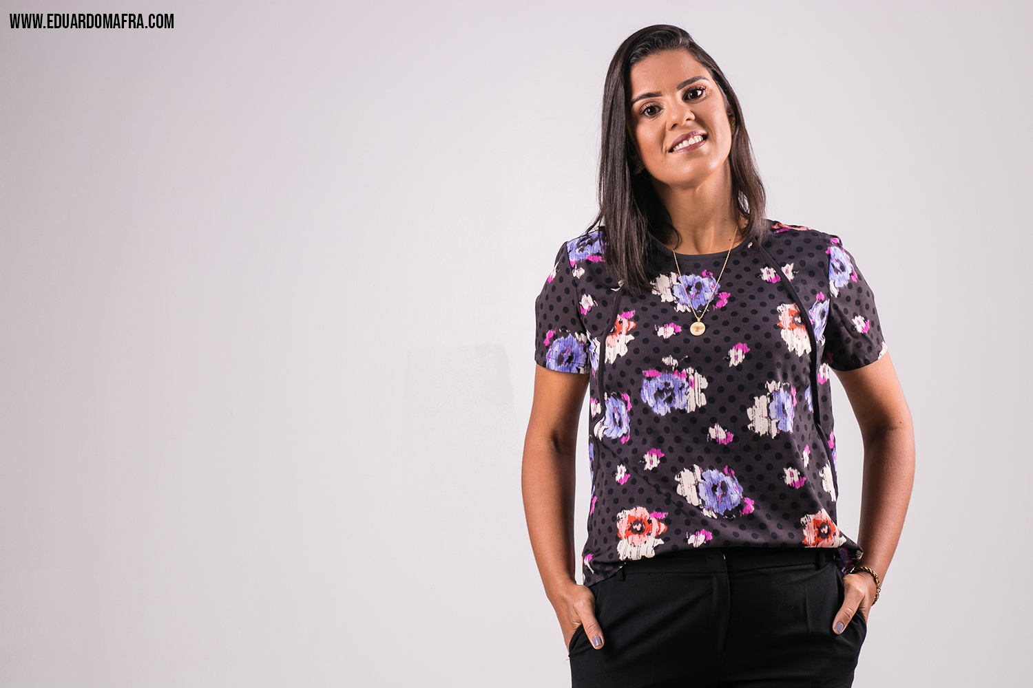 Ensaio fotográfico em estúdio psicóloga Nádia Queiroz - Fotografia Eduardo Mafra fotógrafo Lauro de Freitas Salvador (3)