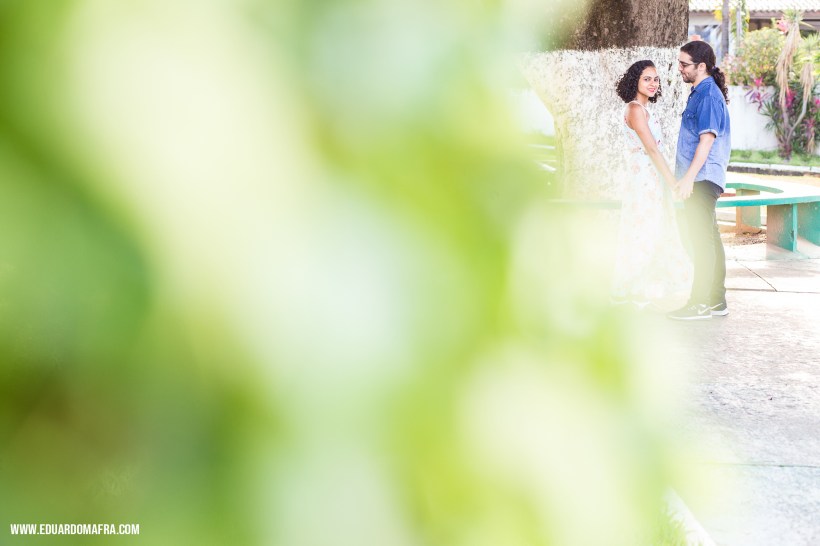 Ensaio fotográfico casal Carol e Tássio Salvador Lauro de Freitas fotógrafo profissional Vilas do Atlântico casamento noivado (6)